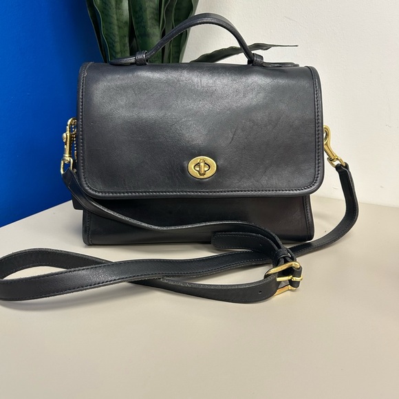 Vintage Coach Court Black Leather Satchel Crossbody Handbag 9870 - Picture 1 of 6
